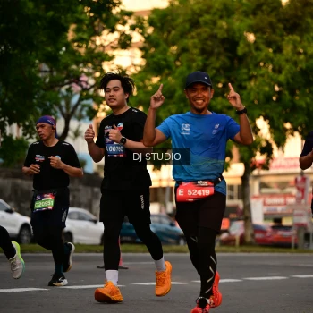 Runner Photo 4128877