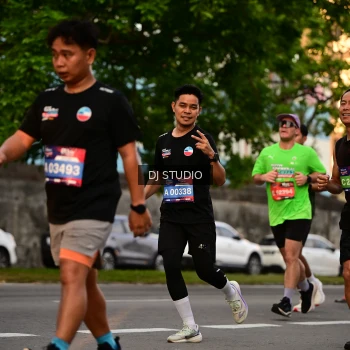 Runner Photo 4128880