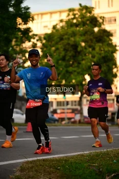 Runner Photo 4128897
