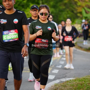 Runner Photo 4128942