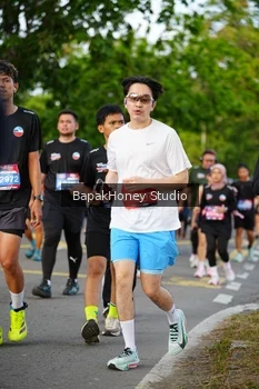 Runner Photo 4128945