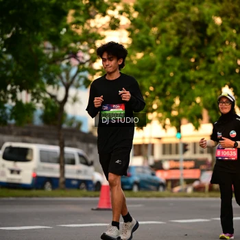 Runner Photo 4128992