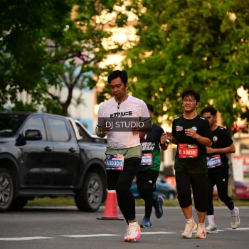 Runner Photo 4129114
