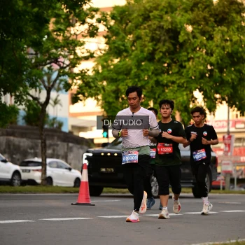 Runner Photo 4129115