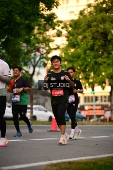 Runner Photo 4129134