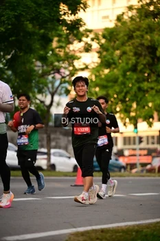 Runner Photo 4129135