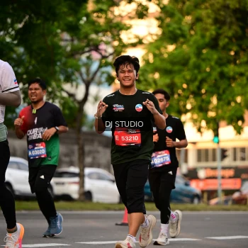 Runner Photo 4129137