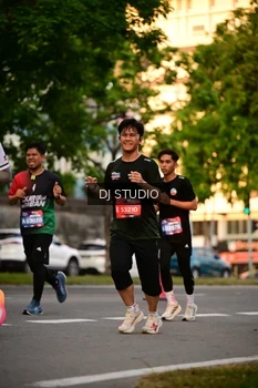 Runner Photo 4129146
