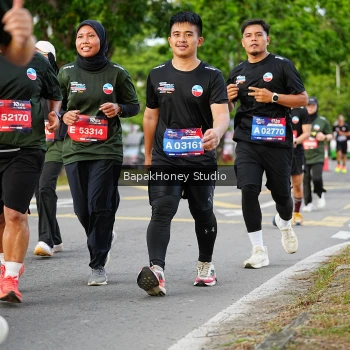 Runner Photo 4129176