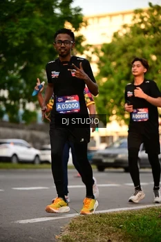 Runner Photo 4129185