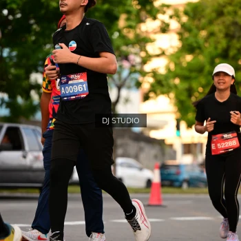 Runner Photo 4129200