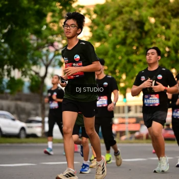 Runner Photo 4129219