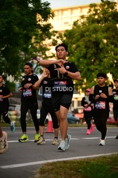 Runner Photo 4129226