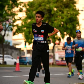 Runner Photo 4129276