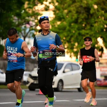 Runner Photo 4129296