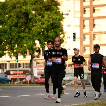 Runner Photo 4129387