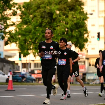 Runner Photo 4129395