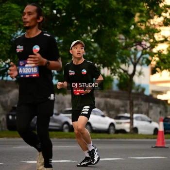 Runner Photo 4129413