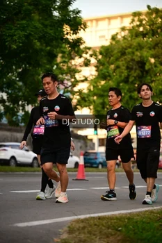 Runner Photo 4129436