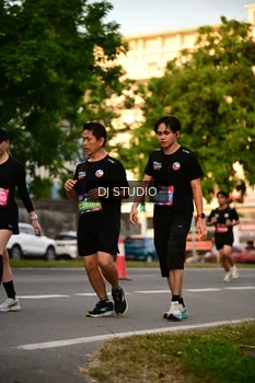 Runner Photo 4129444