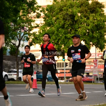 Runner Photo 4129465