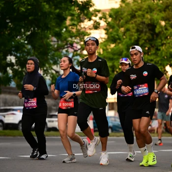 Runner Photo 4129528