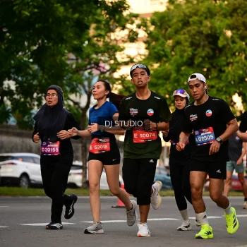Runner Photo 4129530