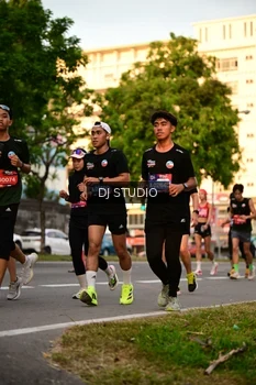 Runner Photo 4129533