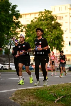 Runner Photo 4129534