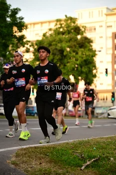 Runner Photo 4129543