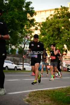 Runner Photo 4129553