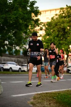 Runner Photo 4129558