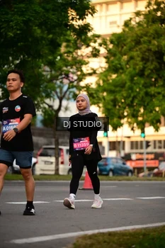 Runner Photo 4129615