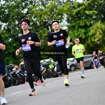 Runner Photo 4129617