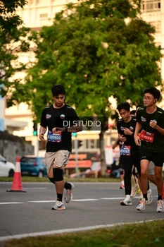 Runner Photo 4129635