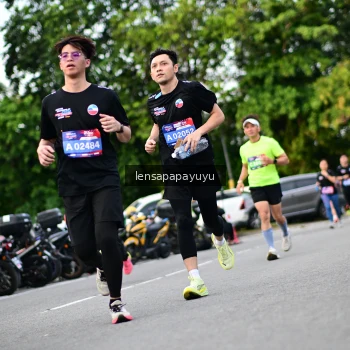 Runner Photo 4129638