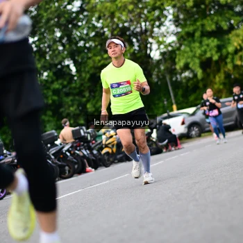 Runner Photo 4129653