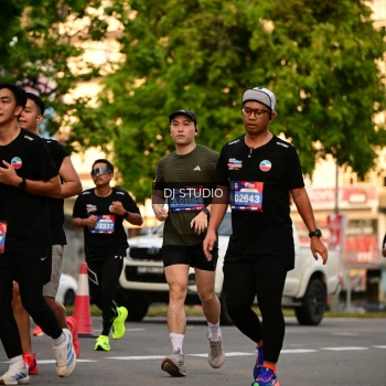 Runner Photo 4129656