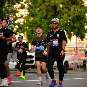 Runner Photo 4129657