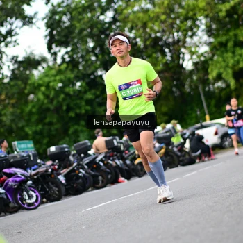Runner Photo 4129684
