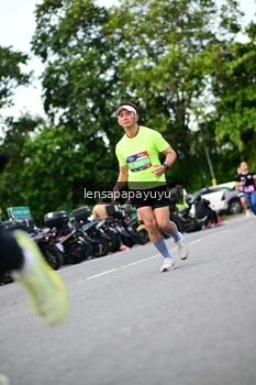 Runner Photo 4129685