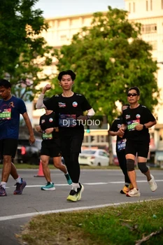 Runner Photo 4129721