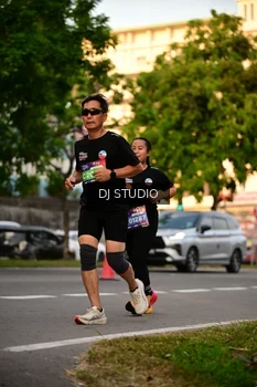 Runner Photo 4129740