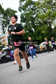 Runner Photo 4129748