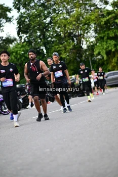 Runner Photo 4129813