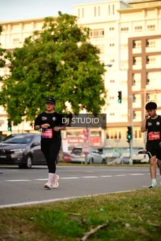 Runner Photo 4129818