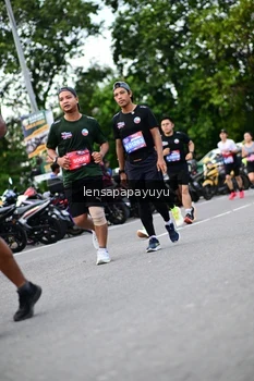 Runner Photo 4129822