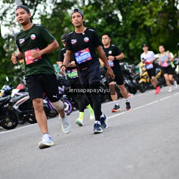 Runner Photo 4129837