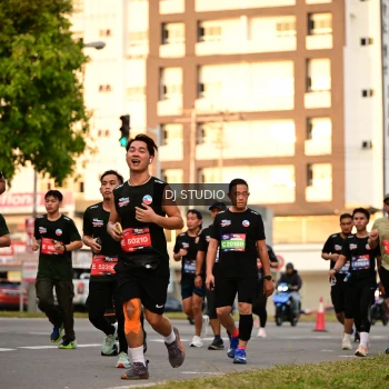 Runner Photo 4129859