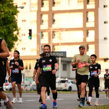 Runner Photo 4129871